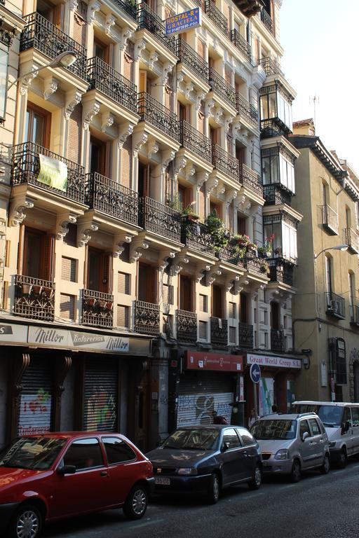 Hostal Graciela Madrid Dış mekan fotoğraf